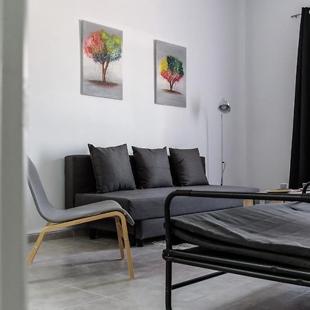 Minimalistic Apartment Petros Kandiye Dış mekan fotoğraf